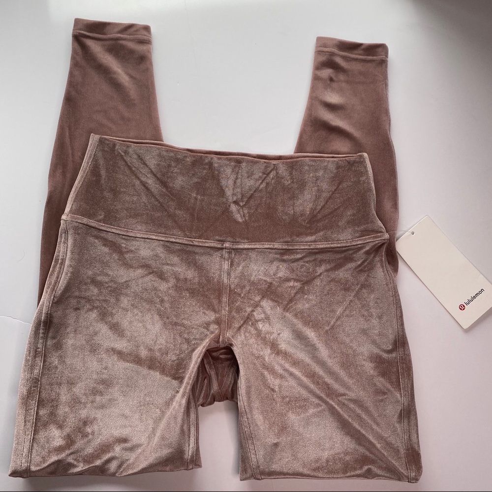 SOLD Lululemon Wunder Lounge Legging - Picture 3 of 8